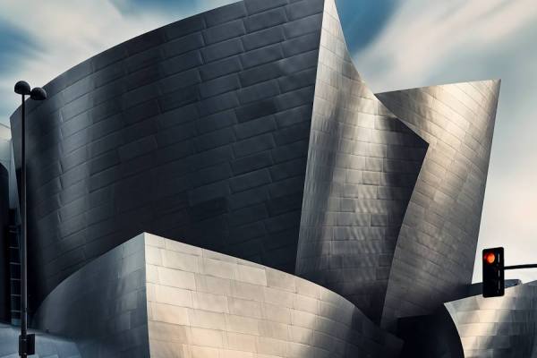 Photograph Michael Woloszynowicz Curves Ahead on One Eyeland